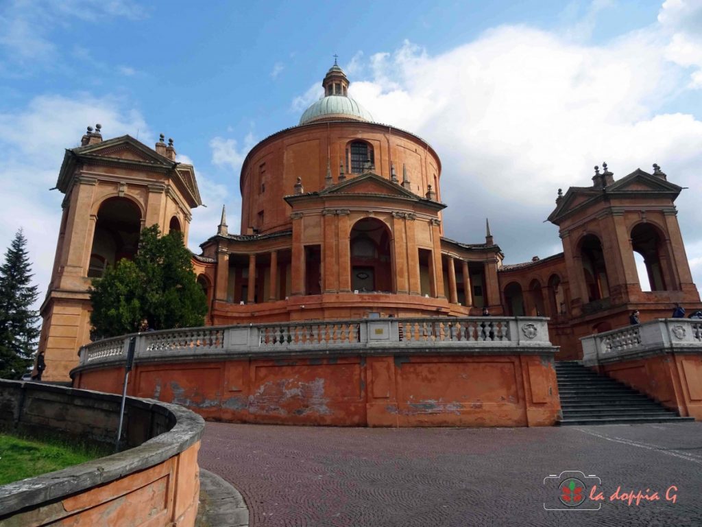 San Luca nei luoghi misteriosi di bologna