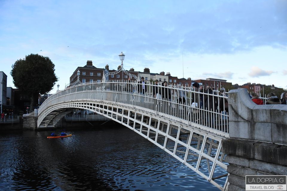 ponte ha penny di dublino in irlanda