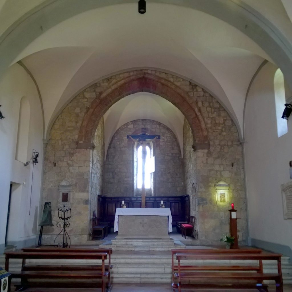 Monteriggioni chiesa