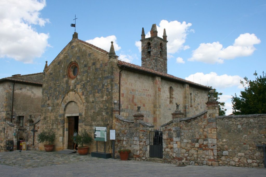 Monteriggioni chiesa