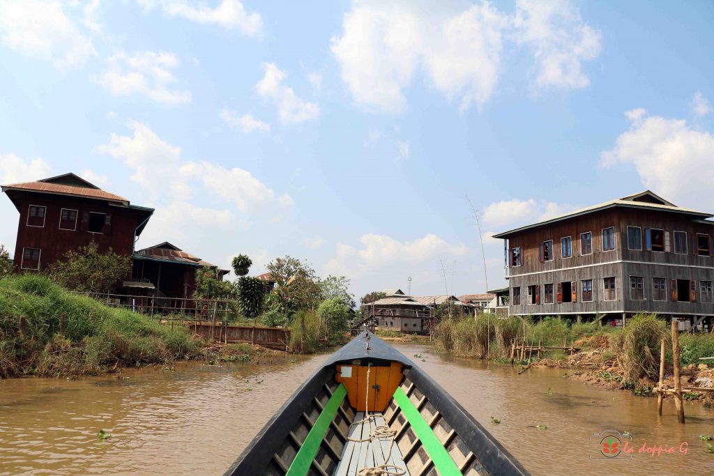 LAGO INLE