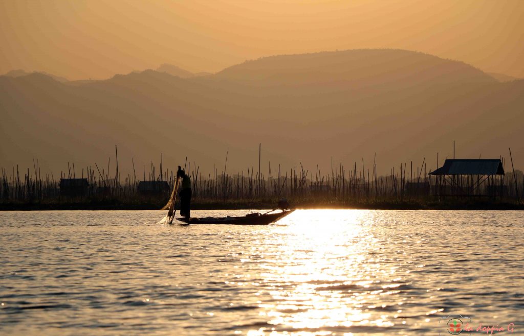 LAGO INLE