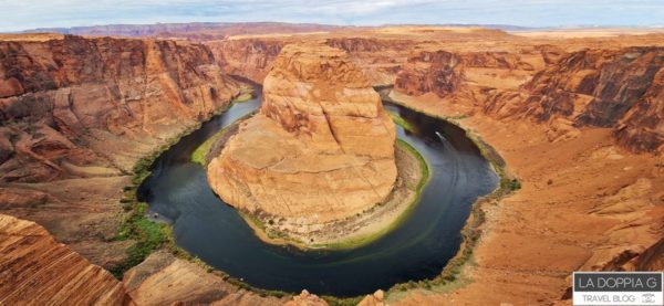 Horseshoe bend a Page nel Glen canyon. itinerario on the road parchi usa tra arizona a utah