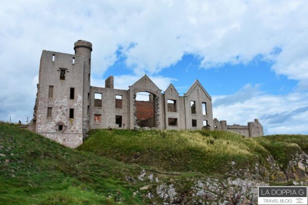 Slains Castle sulla costa est della Scozia, itinerario in 7 giorni alla scoperta dei castelli più belli della Scozia