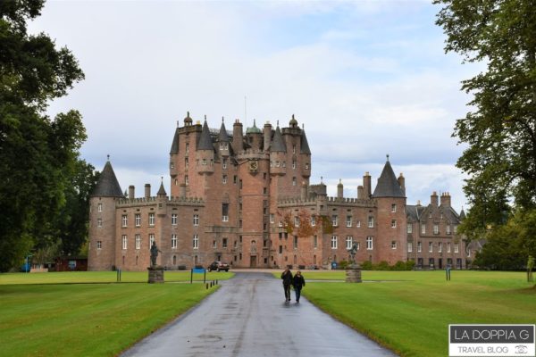 Glamis Castle, itinerario in 7 giorni alla scoperta dei castelli più belli della Scozia